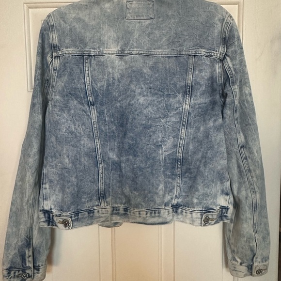 Forever 21 Light Wash Denim Jacket - Picture 4 of 4